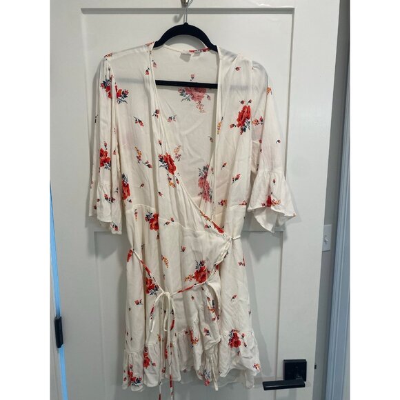Gap white floral wrap dress- XL - Picture 3 of 6